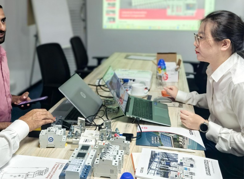 格亞電氣團隊到訪斯里蘭卡電力局總部CEB丨助力當(dāng)?shù)仉娏ㄔO(shè)